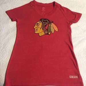 Blackhawks #7 Seabrook T shirt Small. 5/$25